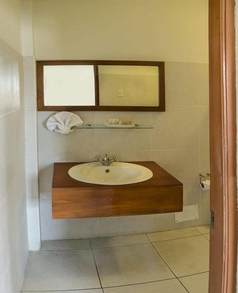 El Dorado Express Hotel Ικίτος Εξωτερικό φωτογραφία